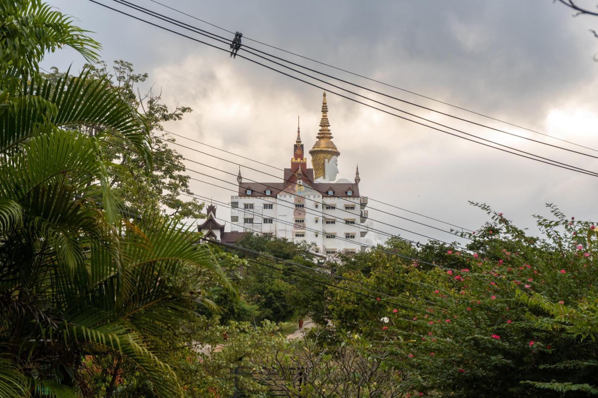 Nirvana บ้านพักตรงข้ามวัดผาซ่อนแก้ว Phetchabun Ngoại thất bức ảnh